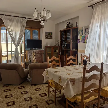 Sicilian In Donnalucata-sleeps 4- 2min دونّالوكاتا