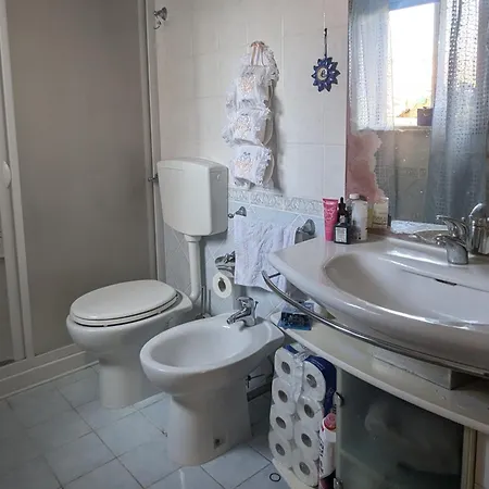 Sicilian In Donnalucata-sleeps 4- 2min Donnalucata (Sicily)