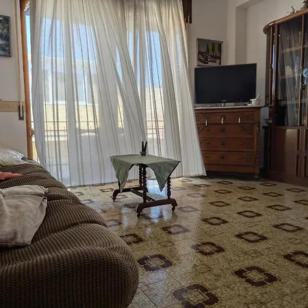 Sicilian In Donnalucata-sleeps 4- 2min Donnalucata (Sicily)