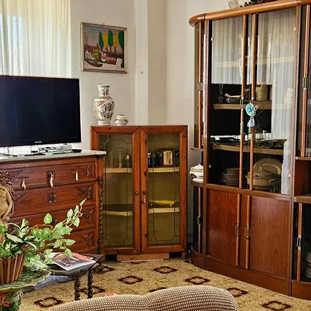 Sicilian In Donnalucata-sleeps 4- 2min Apartment Donnalucata (Sicily)